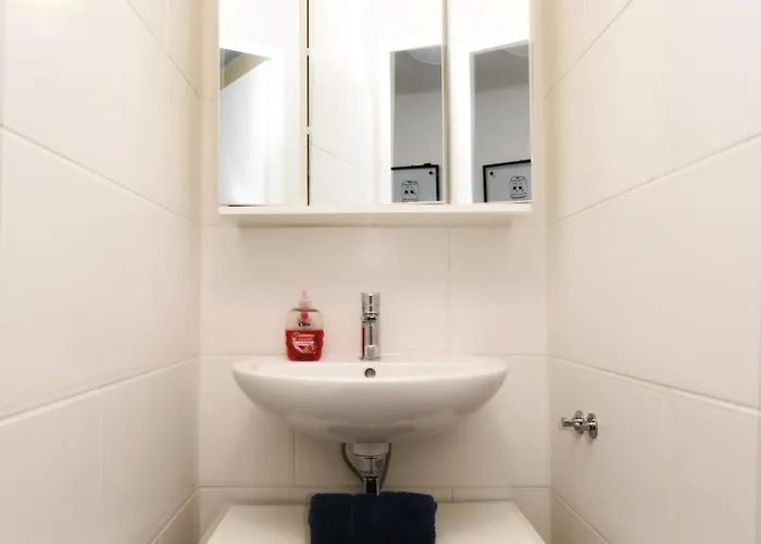 Flataid Cityapart Lendplatz Neubaugasse アパート